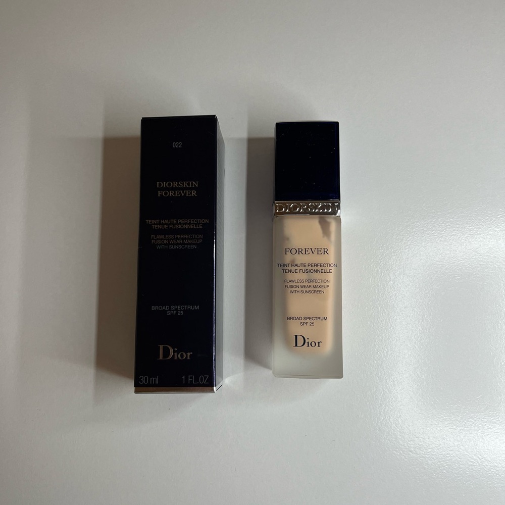 ❌SOLD❌ Dior Forever Foundation 022 Cameo